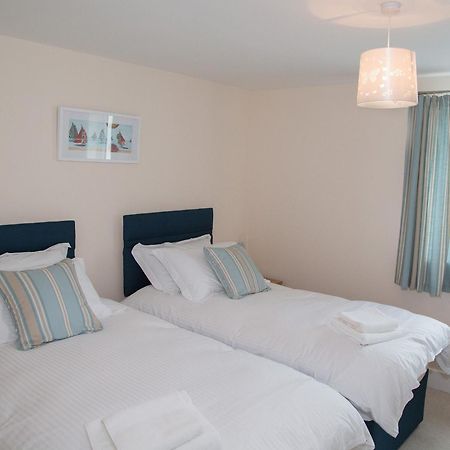 Apartment 11 - Latitude 51 Westward Ho!  Luaran gambar